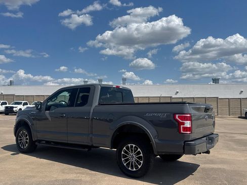 Used 2018 Ford F150 XLT w/ Equipment Group 302A Luxury AWD/4WD image 16