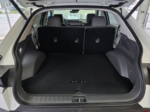 New 2026 Hyundai Ioniq 5 SEL AWD/4WD image 15