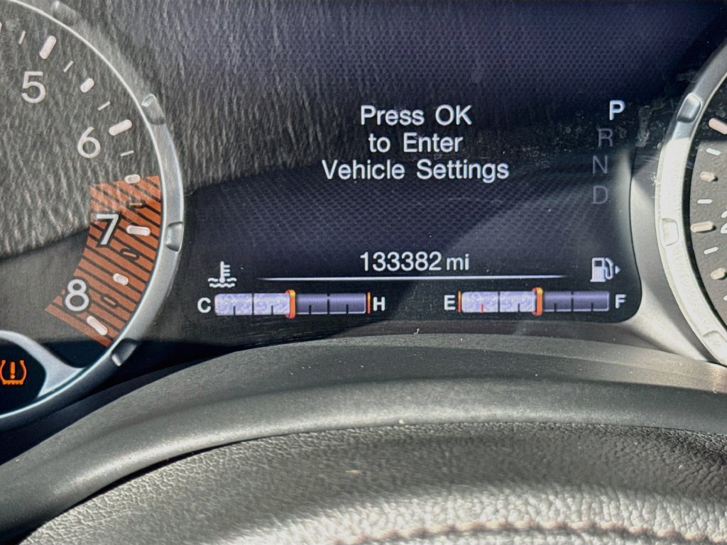 Used 2019 Jeep Renegade Trailhawk w/ Cold Weather Group II AWD/4WD image 13