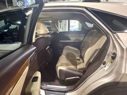 Used 2018 Lexus RX 350 AWD w/ Premium Package image 17