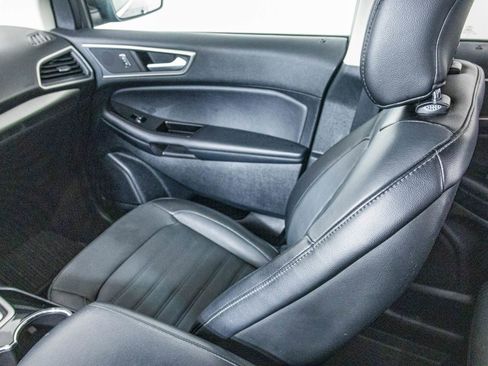 Used 2018 Ford Edge SEL w/ Equipment Group 201A image 31
