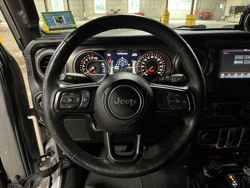Used 2018 Jeep Wrangler Unlimited Sport S AWD/4WD image 18