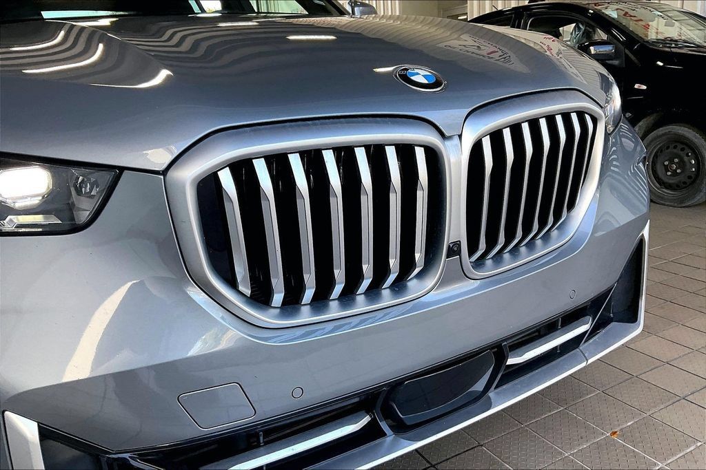 Used 2026 BMW X5 xDrive40i AWD/4WD image 26