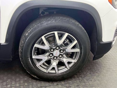 Used 2023 GMC Acadia SLE w/ Driver Convenience Package AWD/4WD image 11