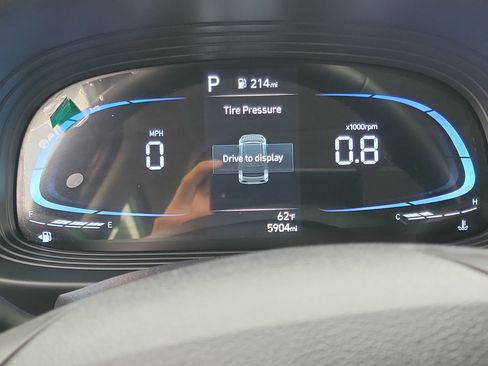 Certified 2026 Hyundai Venue SEL FWD image 10