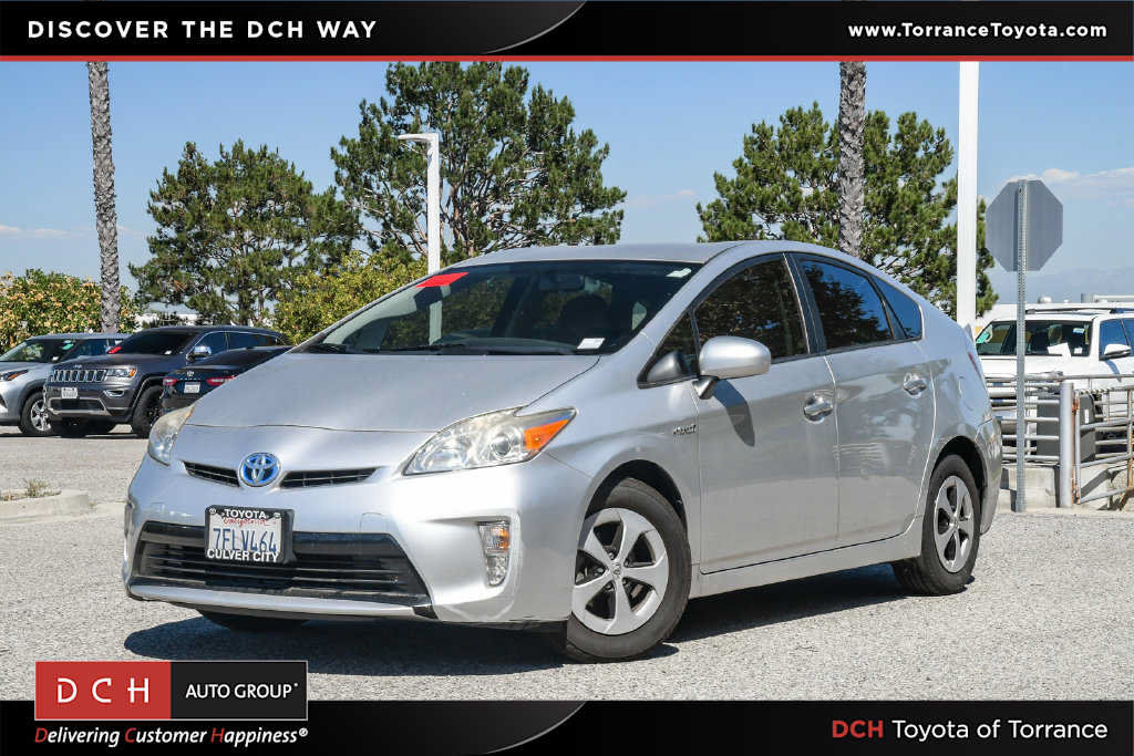 Used 2014 Toyota Prius Three FWD image 1