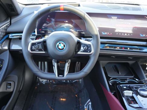 New 2025 BMW i5 M60 w/ Premium Package image 9