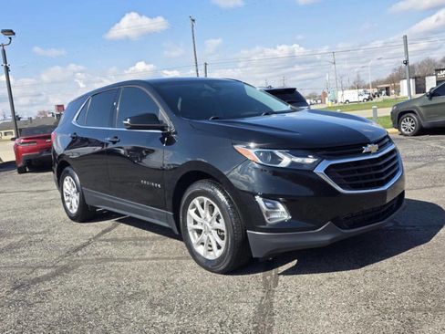 Used 2019 Chevrolet Equinox LT w/ Driver Convenience Package FWD image 9