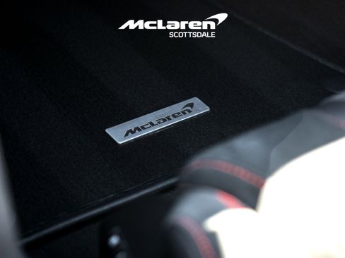 Used 2024 McLaren 750S Spider image 35