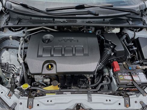 Used 2014 Toyota Corolla S FWD image 29