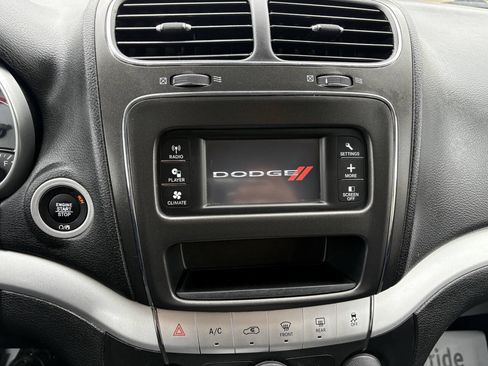 Used 2018 Dodge Journey SE FWD image 33