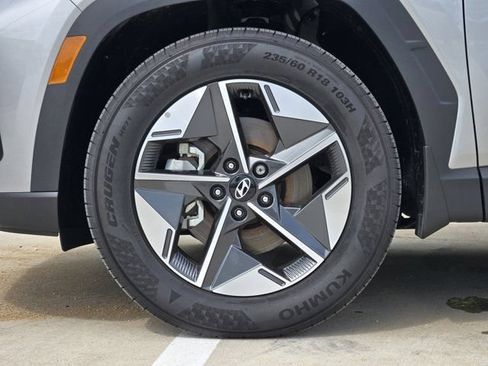 Certified 2025 Hyundai Tucson SEL FWD image 11