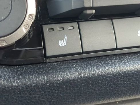 Used 2025 Toyota Tundra SR5 w/ SR5 Premium Package image 22