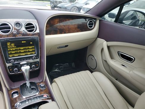 Used 2016 Bentley Continental GT image 18