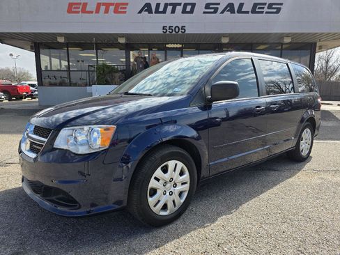 Used 2017 Dodge Grand Caravan SE w/ Power Window Group image 1