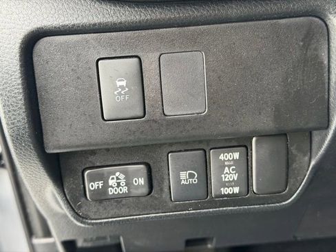 Certified 2020 Toyota Tacoma TRD Off-Road image 21