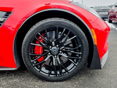 Used 2016 Chevrolet Corvette Z06 w/ 3LZ Preferred Equipment Group image 27