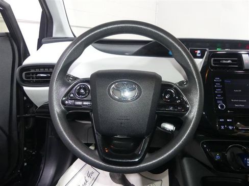 Used 2022 Toyota Prius LE image 30