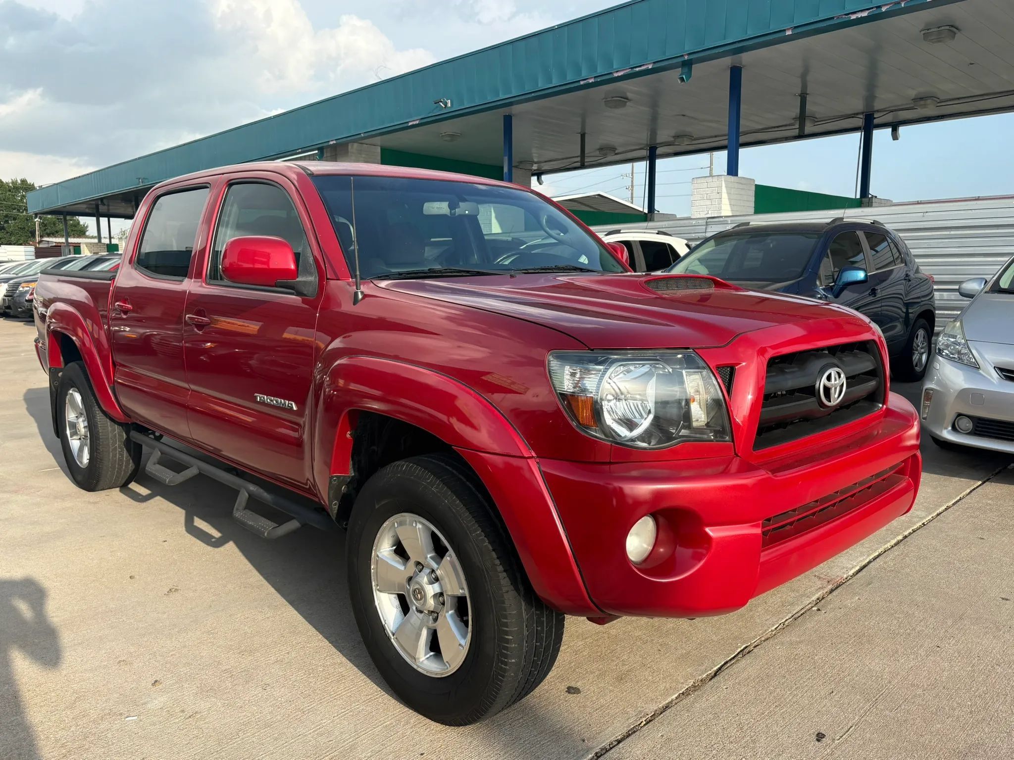 Used 2011 Toyota Tacoma PreRunner w/ TRD Sport Pkg RWD image 8