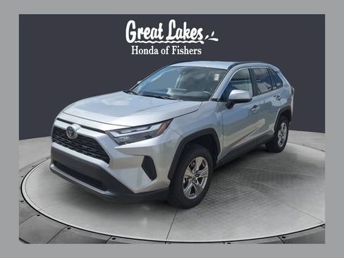 Used 2025 Toyota RAV4 XLE AWD/4WD image 1