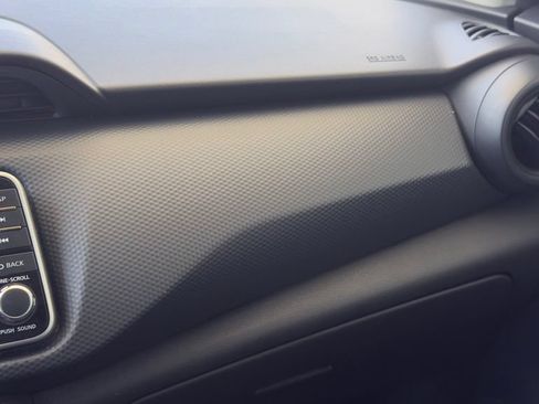 Used 2021 Nissan Kicks S FWD image 23