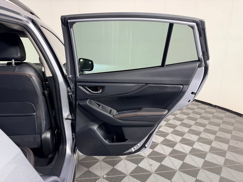 Used 2022 Subaru Crosstrek 2.5i Limited w/ Moonroof Package 2 AWD/4WD image 38