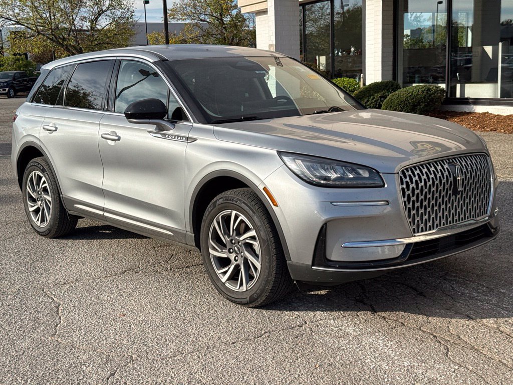 Used 2023 Lincoln Corsair AWD image 13