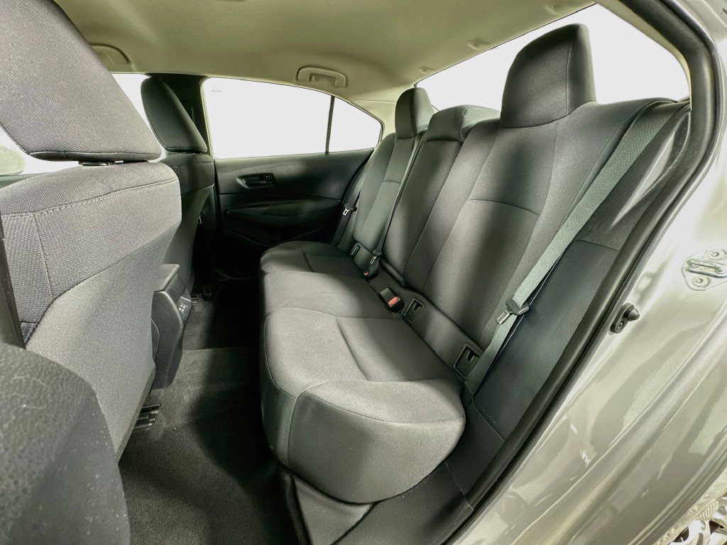 Used 2024 Toyota Corolla LE FWD image 27