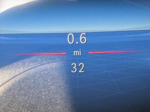 Used 2026 Mercedes-Benz GLB 250 image 10