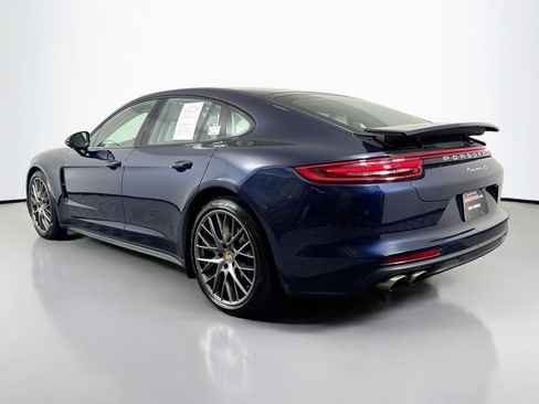 Used 2018 Porsche Panamera 4S image 9