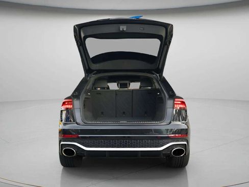 Used 2021 Audi RS Q8 w/ Luxury Package AWD/4WD image 6