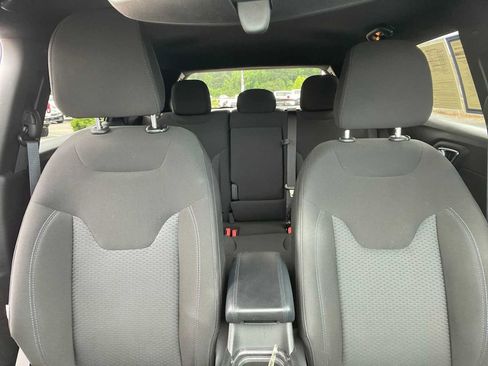 Used 2025 Jeep Compass Sport AWD/4WD image 29