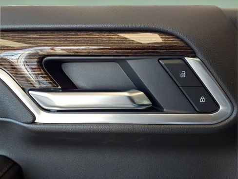 New 2026 GMC Sierra 1500 SLE AWD/4WD image 12