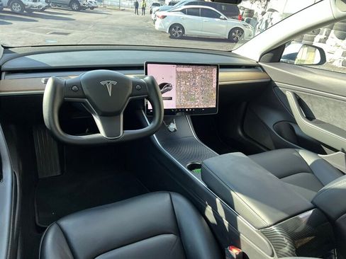 Used 2019 Tesla Model 3 Long Range image 22