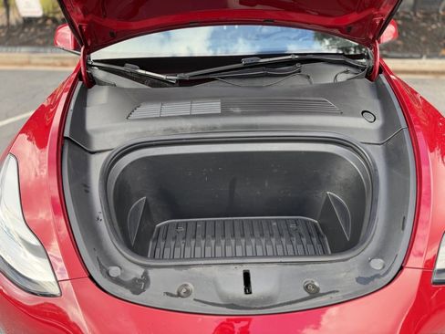 Used 2021 Tesla Model Y Long Range image 6