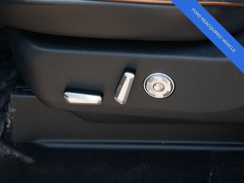 Used 2025 Lincoln Navigator L Black Label image 18