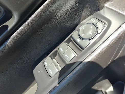Used 2020 Chevrolet Silverado 1500 Custom Trail Boss w/ Custom Convenience Package AWD/4WD image 17