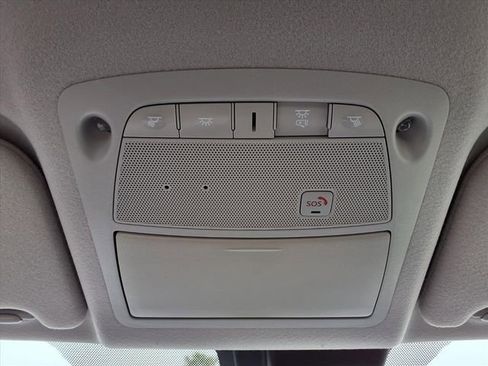 Certified 2022 Nissan Leaf SV FWD image 13