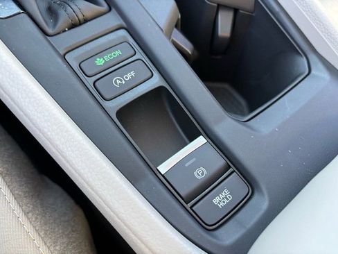 New 2025 Honda Accord SE image 35