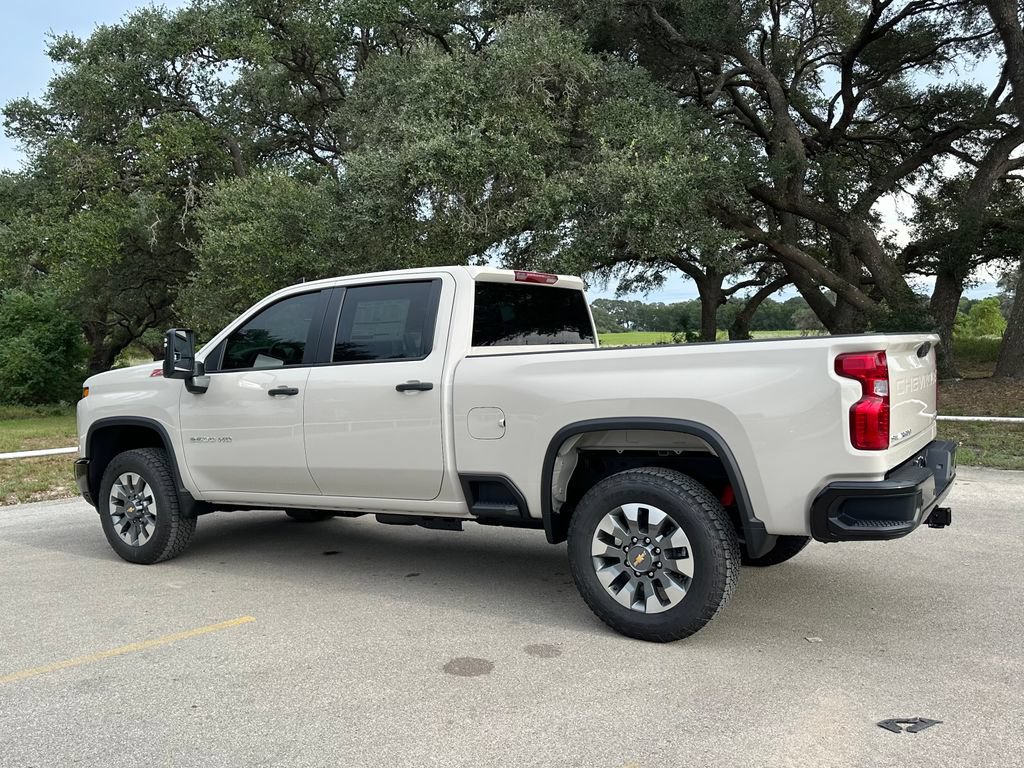 New 2026 Chevrolet Silverado 2500 Custom w/ Custom Value Package AWD/4WD image 7