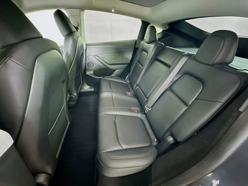 Used 2023 Tesla Model Y Long Range image 26