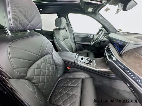 Used 2024 BMW X7 xDrive40i w/ M Sport Package AWD/4WD image 30
