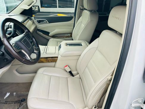 Used 2017 GMC Yukon XL Denali w/ Open Road Package image 18