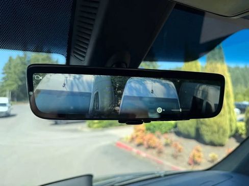 Used 2025 Mercedes-Benz Sprinter 2500 image 4