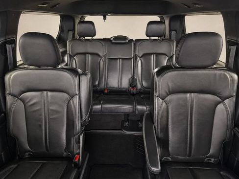 Used 2022 Jeep Wagoneer Series III w/ Rear Seat Video Group 1 RWD image 15