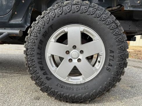 Used 2016 Jeep Wrangler Unlimited Sport AWD/4WD image 34