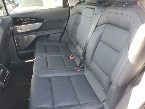 New 2026 Lincoln Nautilus Reserve image 31