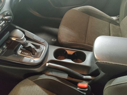 Used 2021 Kia Soul S FWD image 26