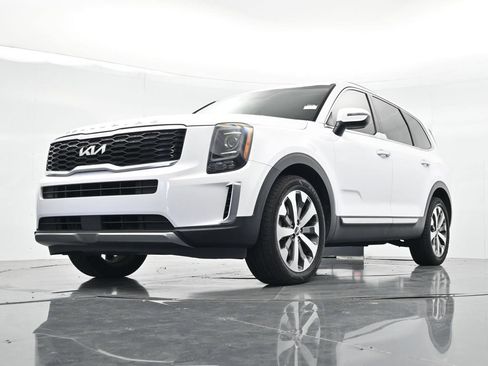 Used 2022 Kia Telluride S AWD/4WD image 27