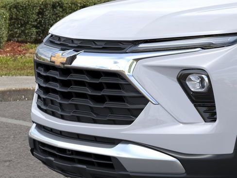 New 2026 Chevrolet TrailBlazer LT FWD image 13